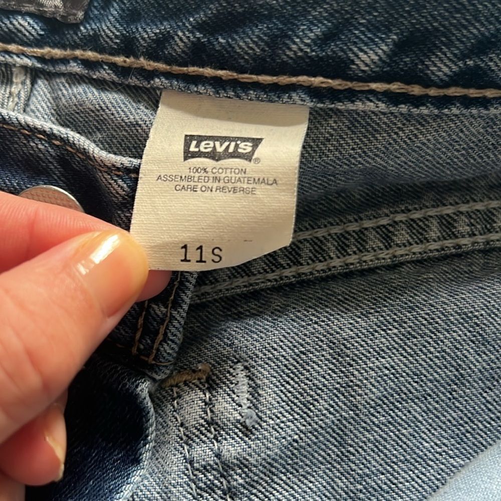 Levi’s Silvertab Cut Off Shorts - Picture 7 of 11